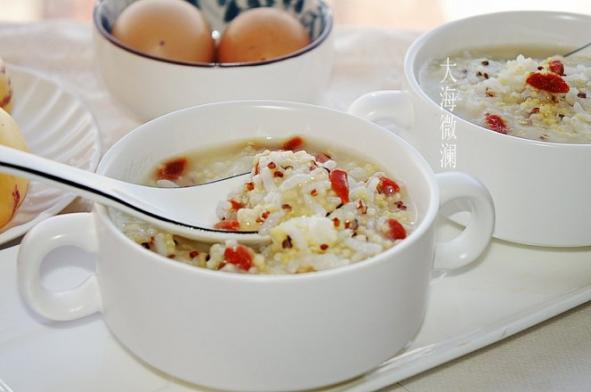 藜麥米的功效與作用（有機藜麥米的功效與作用）